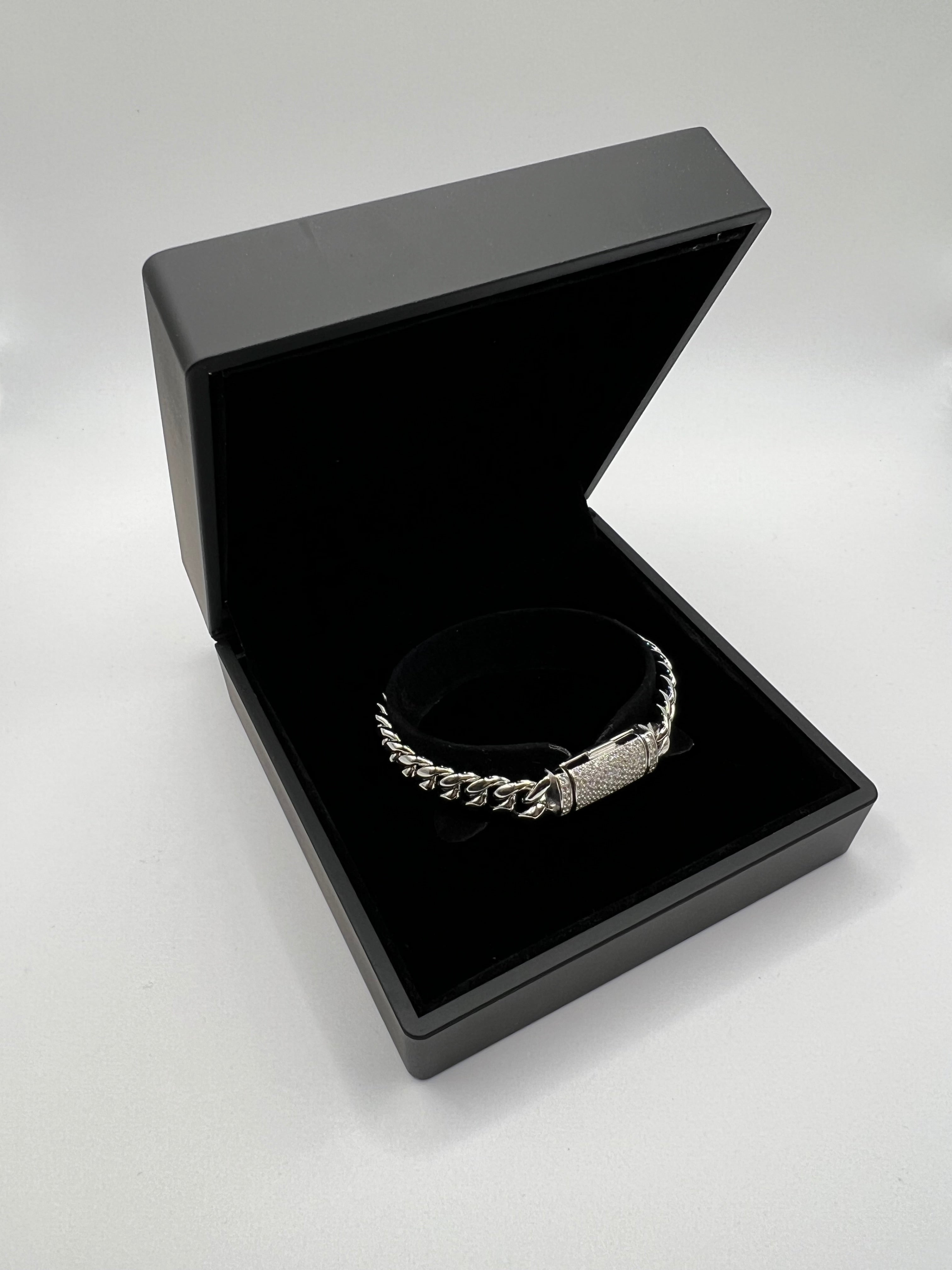 Moissanite Clasp Miami Cuban Link 8MM Bracelet