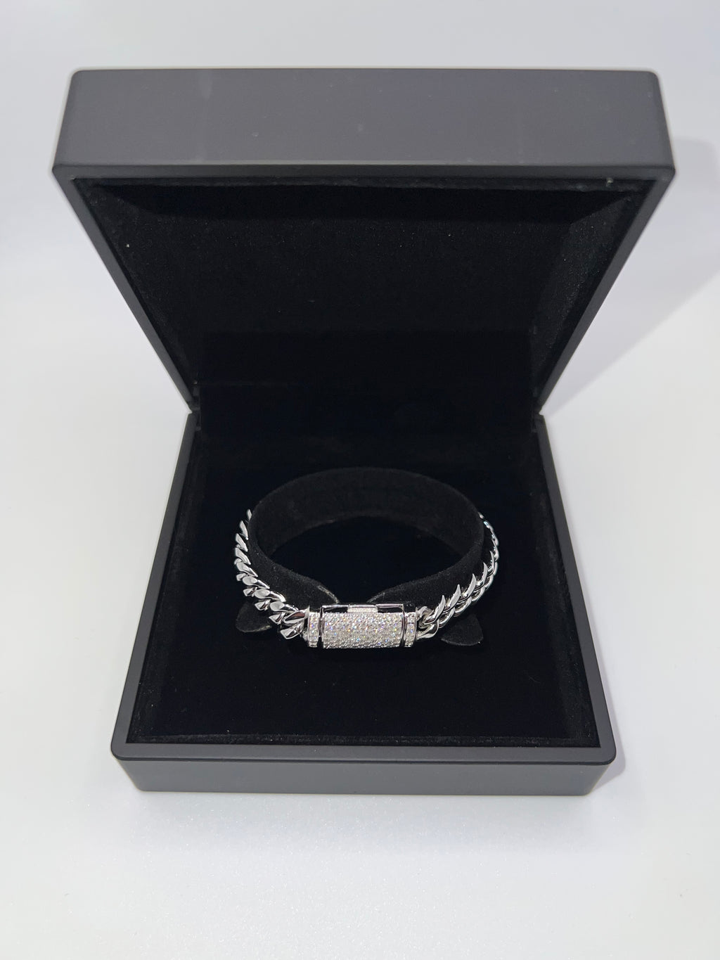 Moissanite Clasp Miami Cuban Link 8MM Bracelet